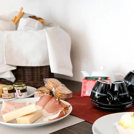Residenza Del Borgo Aparthotel 4*